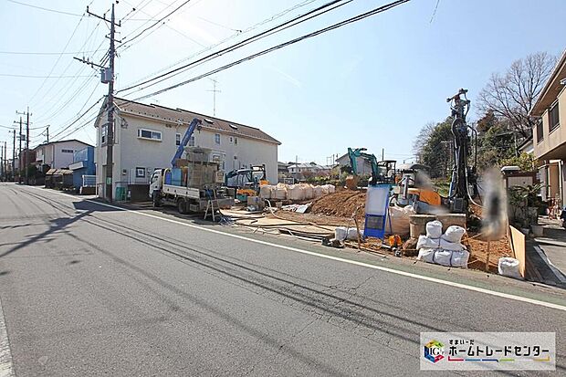 東急田園都市線「溝の口」駅バス２１分「菅生三丁目」停歩２分！または「宮前平」駅バス１５分「水沢一丁目」停歩９分！
全２棟　新築分譲住宅です☆
お気軽にお問い合わせください♪