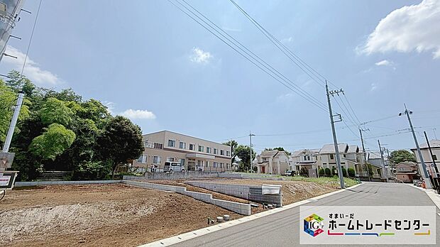 ■ 東急田園都市線「宮前平」駅&JR南武線「武蔵新城」駅まで快適バスアクセス♪ ■
「まずは資料だけ」というお客様も大歓迎です!【 資料請求(無料) 】ボタンをクリック♪