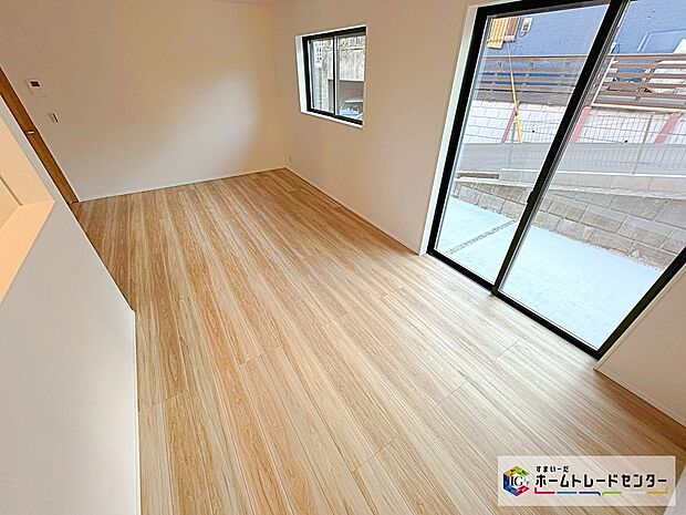 【24時間換気システム】新鮮な空気を取り込むことはもちろん、ハウスダストやダニ、カビ、アレルゲン、湿気も排気できるため、健康な暮らしを保てます。
