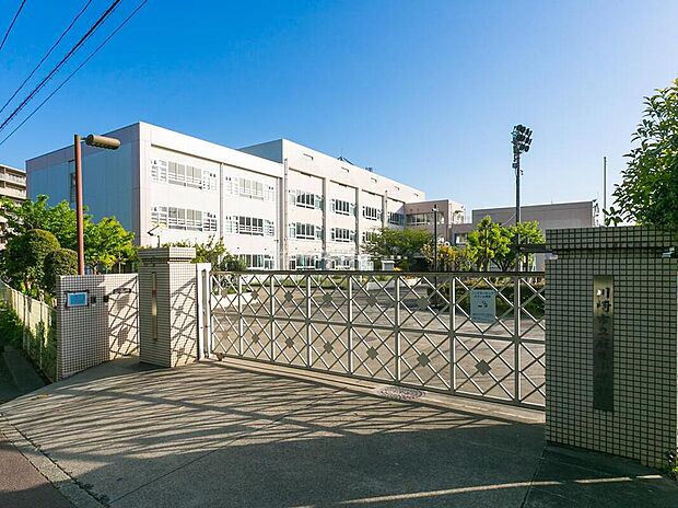 川崎市立柿生中学校（約1,959m）