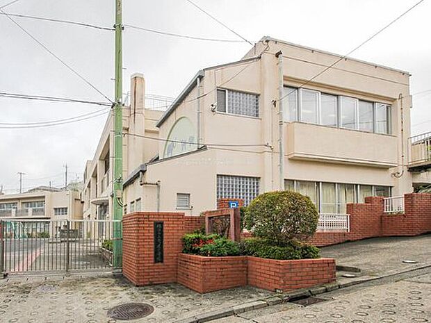 横浜市立市ケ尾小学校（約400m）