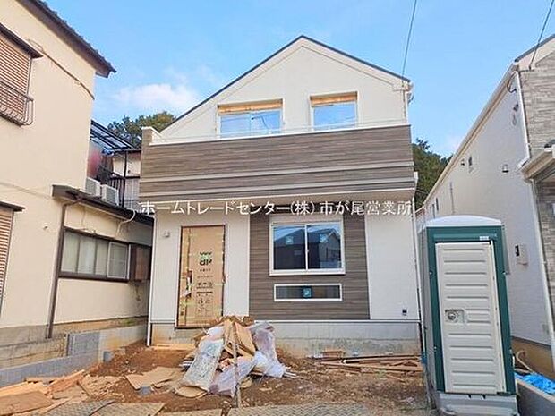 【現地外観写真】敷地面積32坪超☆
1号棟は3LDK+Sプラン、2号棟はリビング18帖の4LDKプランです!