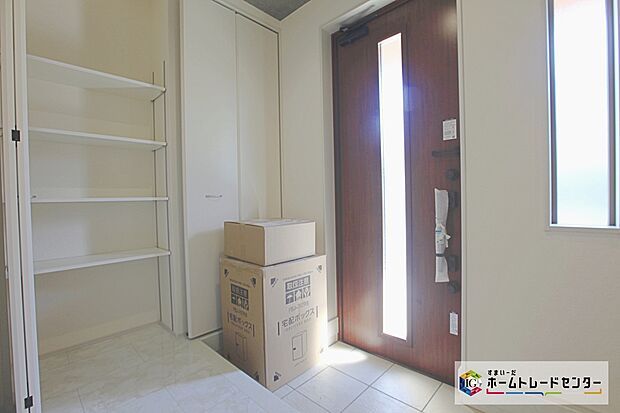 【ＴＶモニターインターホン】訪問者が一目でわかるカラーモニターを採用したインターホン、お子様一人のお留守番も安心です♪