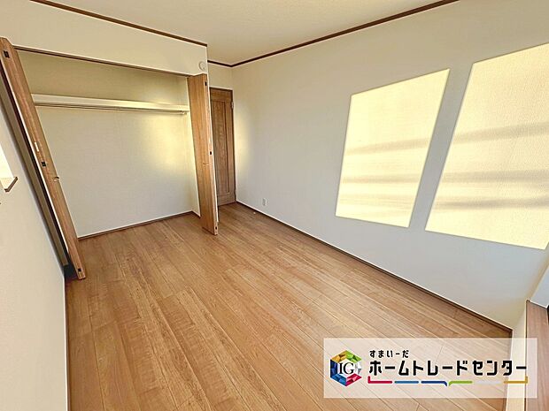 【全居室に収納】全居室に収納がございますので、生活スペースを最大限確保できます☆どこにしまおうという悩みが減りますね☆