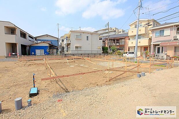 【現地外観写真】穏やかな雰囲気漂う街並み☆
「まいばすけっと」、「ライフ」、「エディオン」などが徒歩８分圏内に揃い、お買い物も便利です♪