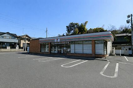セブンイレブン 450m(徒歩6分)