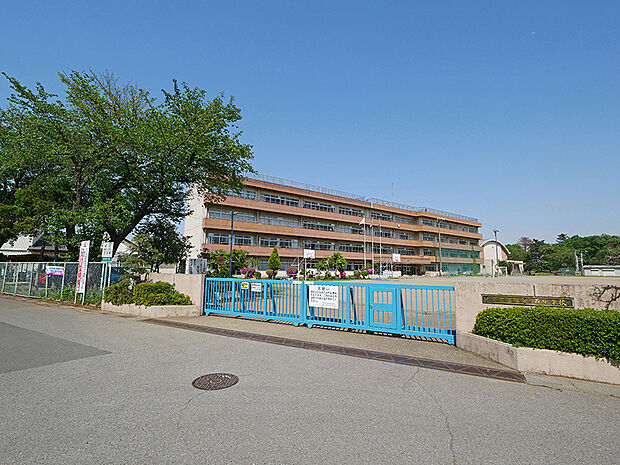 蓮田市立黒浜西中学校