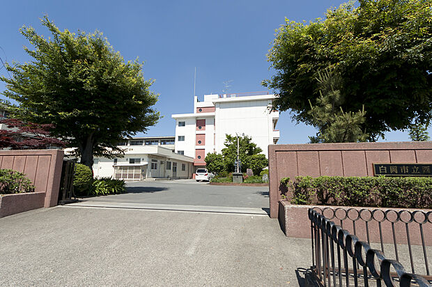 白岡西小学校