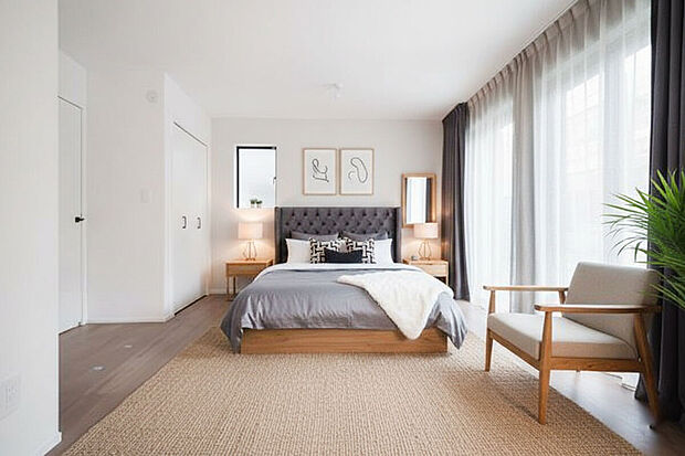 2ドア2クローゼットの1階寝室10.12帖は使い方いろいろ　マスターベッドルームとして（家具や小物類はCG加工してあります）