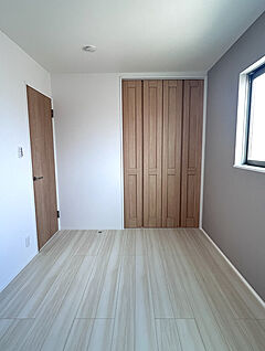 【3階約5.3帖洋室】