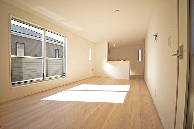 ＜1号棟　リビング＞人の目を気にする事無く家族団らんを楽しめる2階リビング