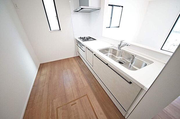 カウンターキッチンからリビングが見渡せるので、お子さまの様子を見ながらお料理ができます