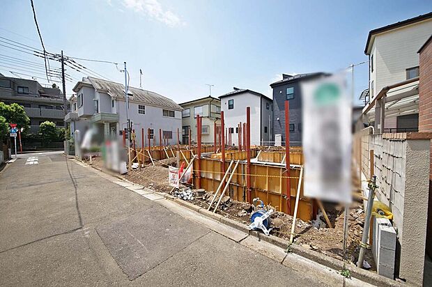 リビングイン階段・床暖房・食洗機・浄水器・ペアガラスなど設備充実
