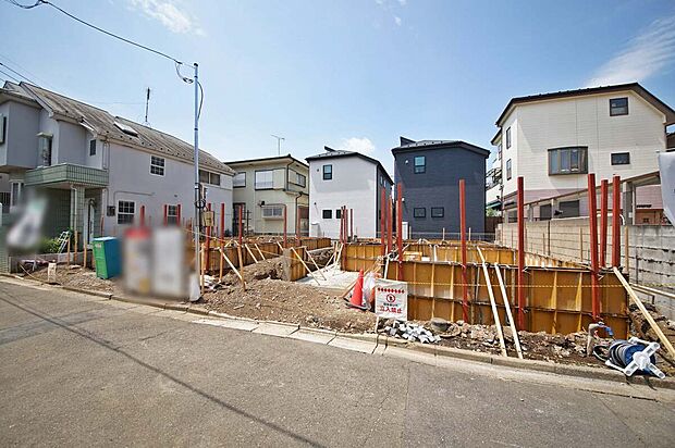 徒歩10分圏内に小学校・コンビニ・ドラッグストア・郵便局・総合病院など