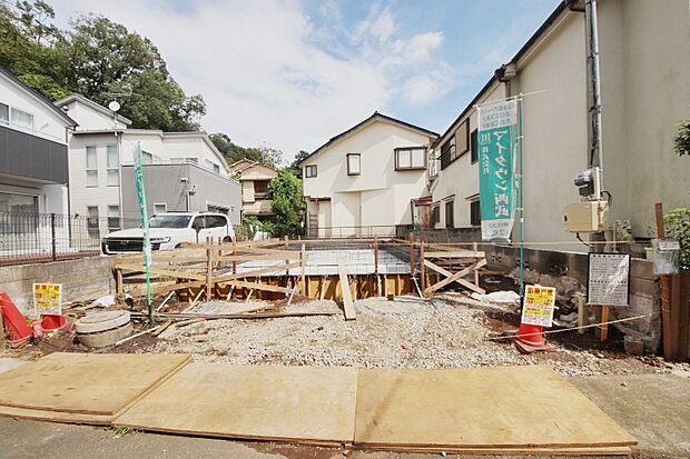 【外観】床暖房・ロフト・食洗機・浴室換気乾燥暖房機・シューズボックスなどの充実な設備・仕様