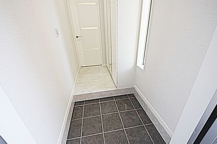 当社分譲済施工例　玄関