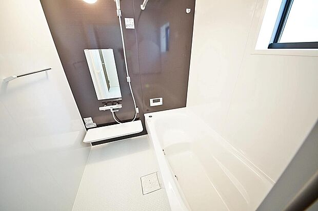 【(2号棟)浴室】浴室乾燥機があるので雨の日も楽々お洗濯!