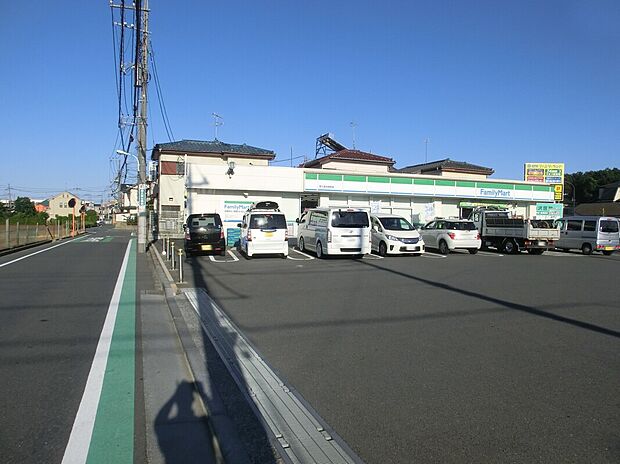 ファミリーマート