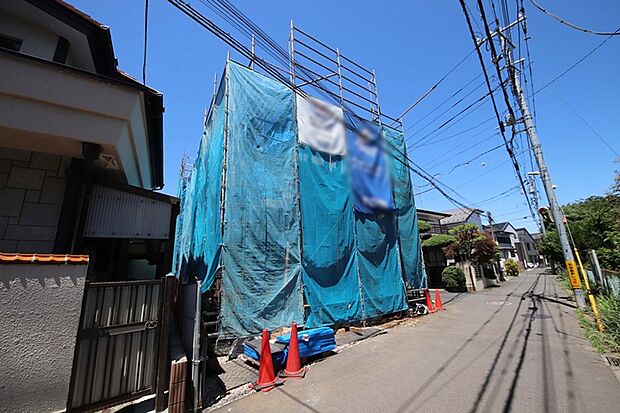 【外観】耐震等級3+繰り返す地震に効果を発揮する制震ダンパー完備