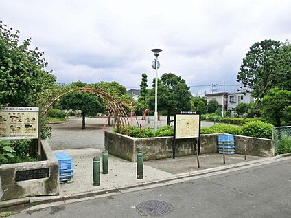 ひばりが丘北わんぱく公園 約600m