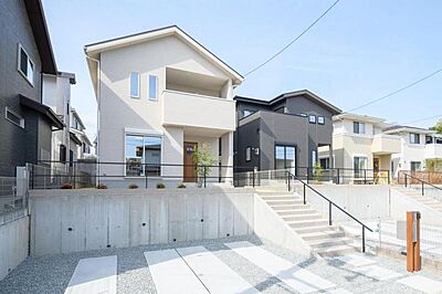 ハートフルビレッジ西大寺２ 大和西大寺駅徒歩14分 ラグジュアリー空間でプレミアムな暮らしが叶う家 の一戸建て 11 114 08m2 4ｌｄｋ 51万円