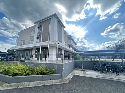 郡山西こども園 602ｍ(徒歩8分)