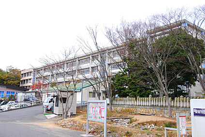 姫路市立別所小学校 約1600m(徒歩約20分)