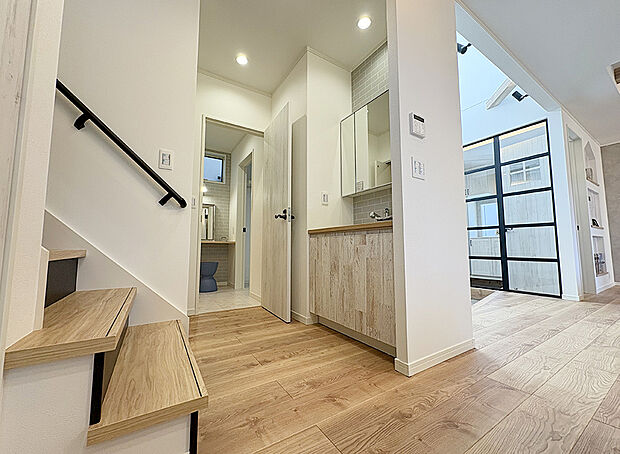 【【既分譲施工写真】】※画像にはオプション商品も含まれております。　