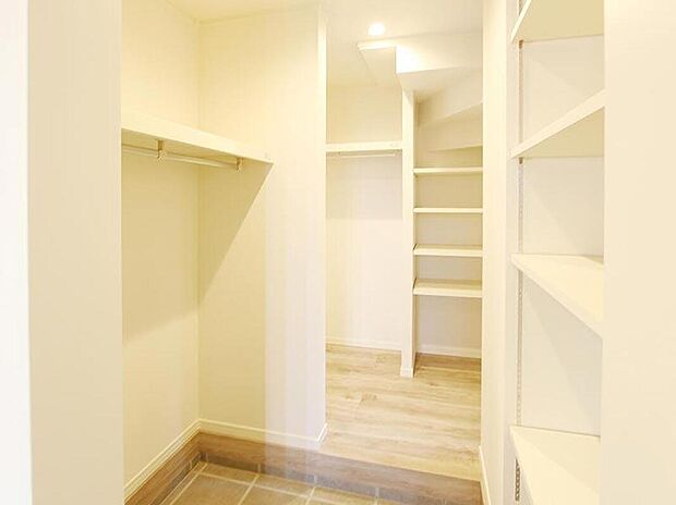 【【施工例写真／SIC】】※画像にはオプション商品も含まれております。