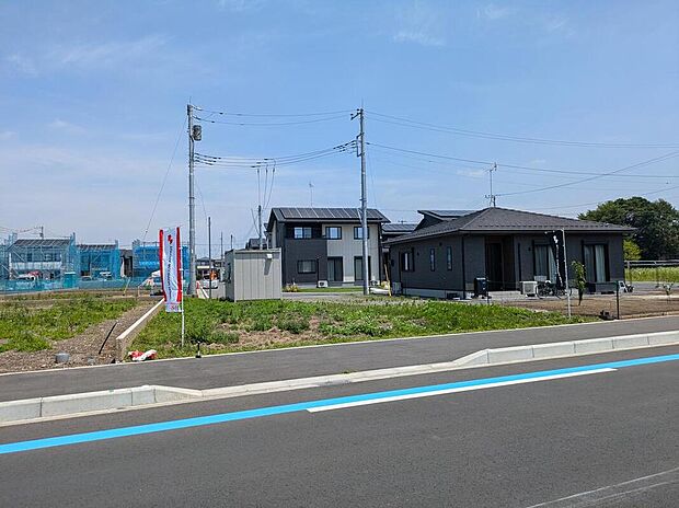 52街区/南と北の2方向が道路に面した区画。陽当りも良く81坪のゆとりある広さなので、建物の配置計画もしやすいです。