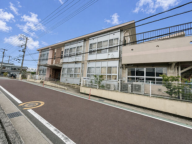 御殿場市立玉穂第一保育園（約594m）