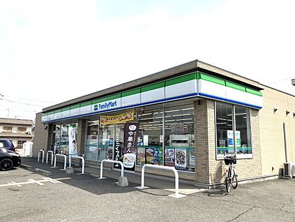 ファミリーマート加古川長田店 606ｍ(徒歩8分)