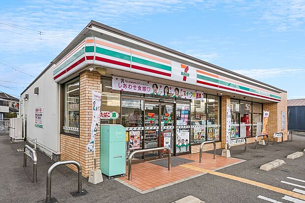 セブンイレブン 和歌山狐島（約345m）