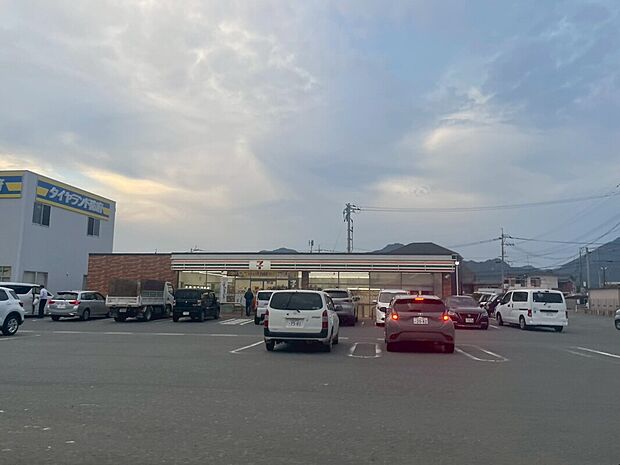 セブンイレブン防府開出西町店