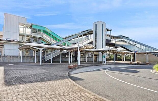 JR日豊本線「朽網」駅（約2,140m・徒歩27分）