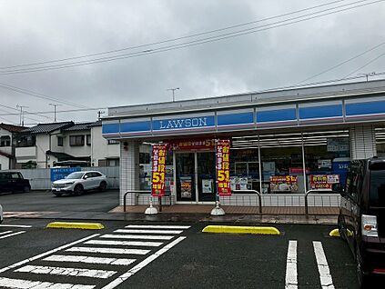 ＬＡＷＳＯＮ今治延喜店 800ｍ
