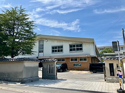豊浦小学校 約350ｍ(徒歩約5分)
