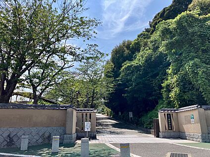 長府中学校 約750ｍ(徒歩約10分)