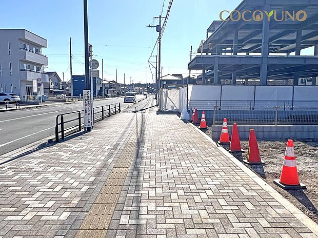 【前面道路】前面道路57.7ｍ（ロータリー含む）現地写真2026.2.21撮影