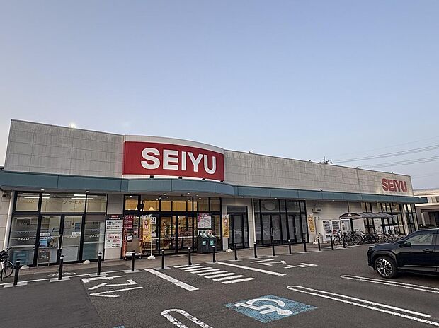 西友南仙台店まで435m 年中無休の24時間営業、生鮮食品から日用品まで揃う便利なスーパーです(徒歩6分)