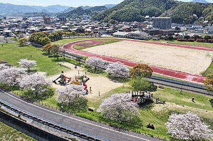 紫川湖畔公園 500m