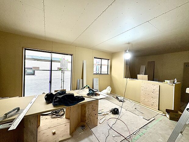 【現地写真】
保育園や幼稚園、小学校が徒歩10分圏内に揃っており、子育て世帯にも嬉しい住環境です。/2026年3月12日撮影