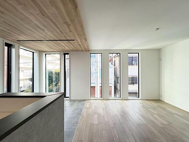 ◆暖かな陽光が舞い込む2階リビング！