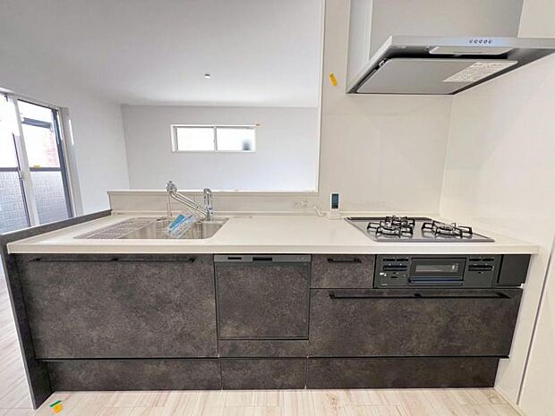 ◆忙しい家事を時短化出来る「食洗機」付システムキッチン！面倒な後片付けを任せて時間を有効活用出来ます！