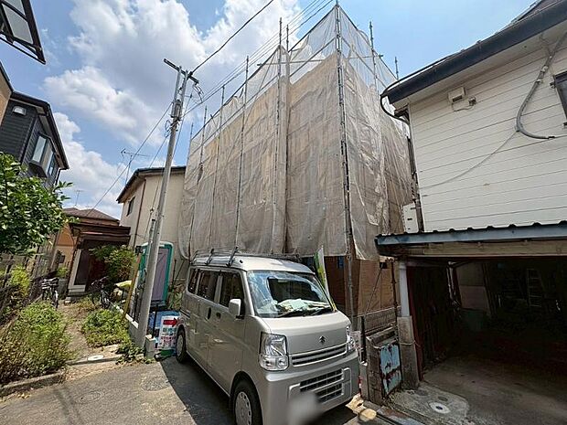 日比谷線・半蔵門線直通で秋葉原や大手町へ快適アクセス！都内通勤もスムーズな草加駅圏の新築一邸。