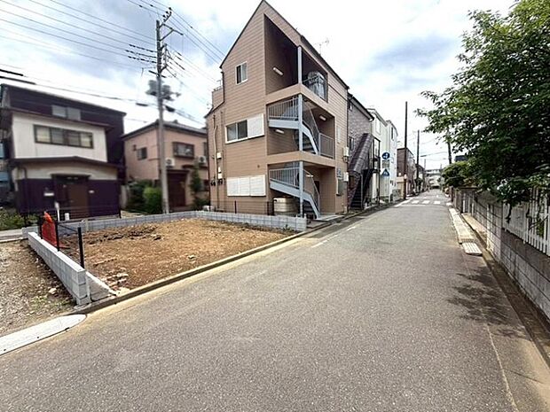 本物件は未完成のため、お近くにある同仕様の完成物件をご案内いたします。完成後の暮らしをイメージしながら、安心してご検討いただけます。どうぞお気軽にお問合せくださいませ。（2026年6月撮影）