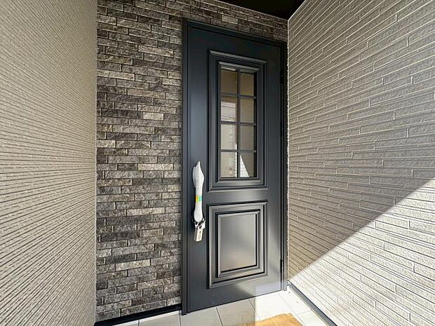 【【玄関】】毎日使う玄関ドアはタグキーとスマートフォンでらくらく施解錠