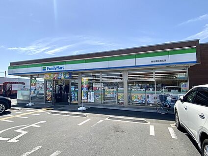 ファミリーマート越谷南荻島北店 1280m(-)