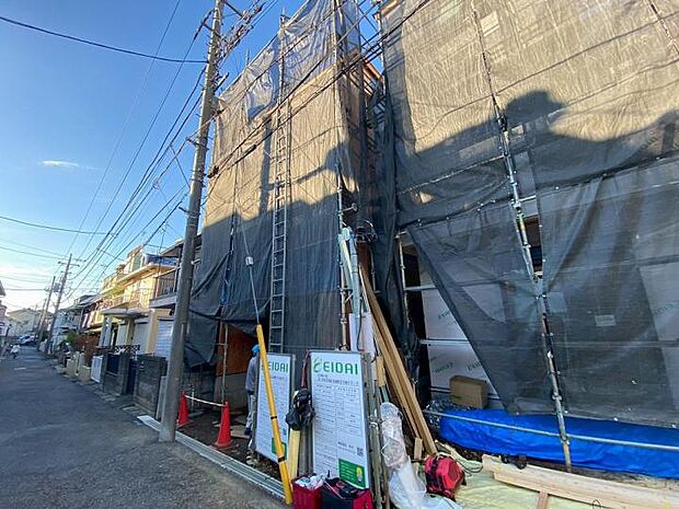 【【現地写真/2025年12月撮影】】着々建築中！未完成の為お近くの同仕様完成物件ご案内いたします！