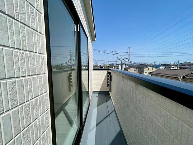 【バルコニー】■3階各洋室にバルコニー設置しています！
